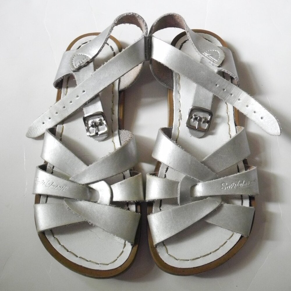 Saltwater sandals silver leather girls youth size 2